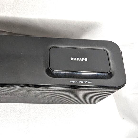 Philips AD345/37 Speaker Dock for Ipod Iphone Black Used Excellent - Picture 2 of 6